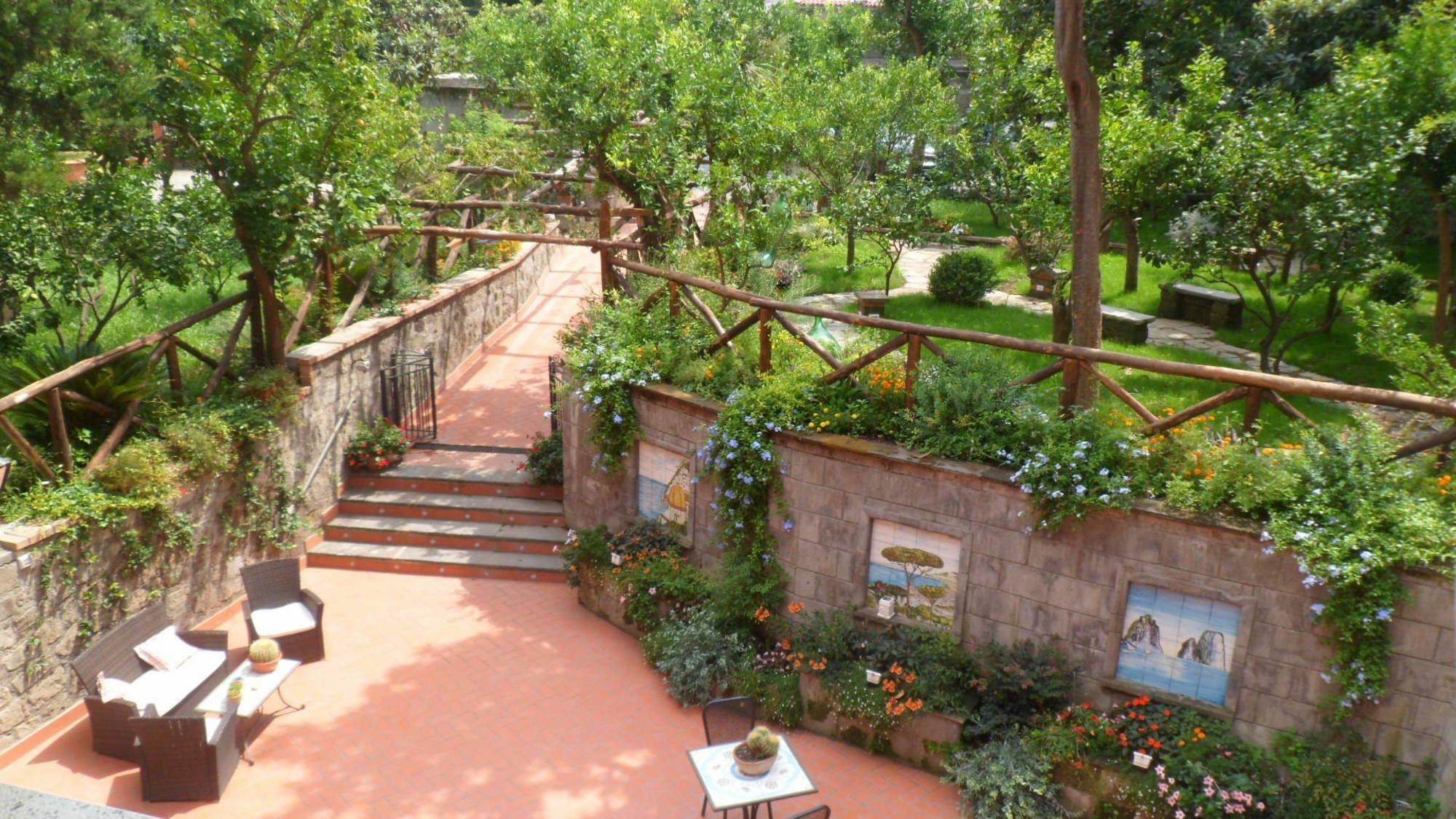Sorrento Home エクステリア 写真